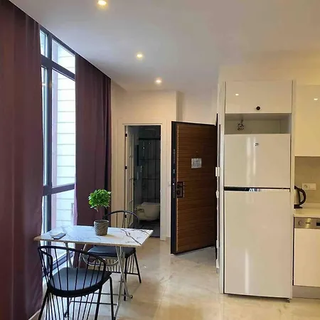 Rose 5 Apartment